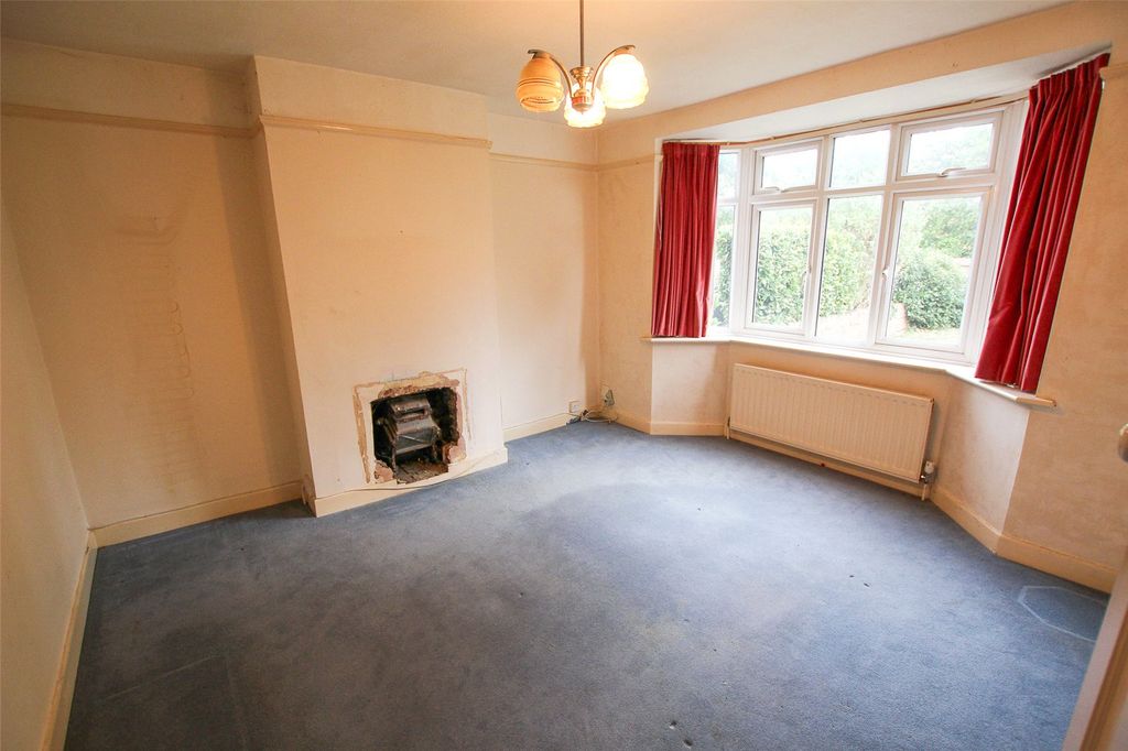 Property photo 3 of 16