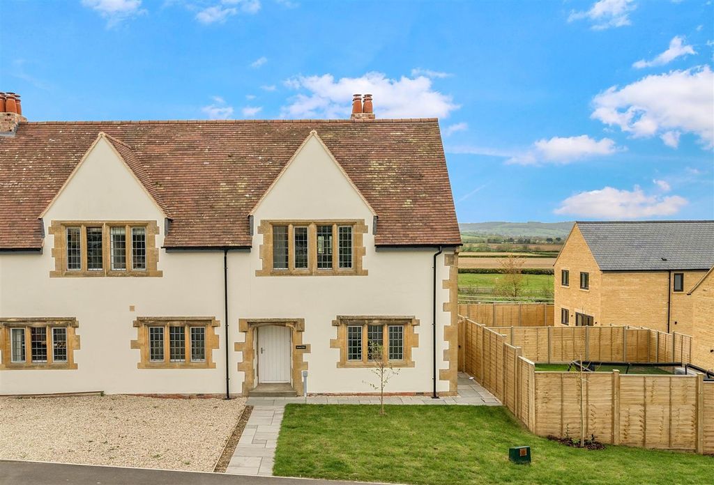 Property photo 1 of 20 Front