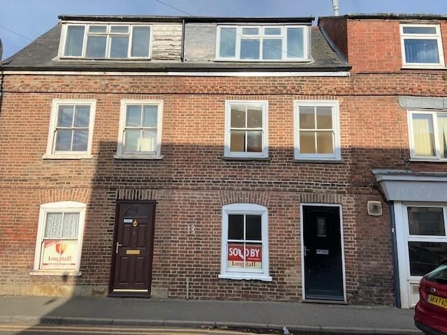 Property photo 2 of 6 Front