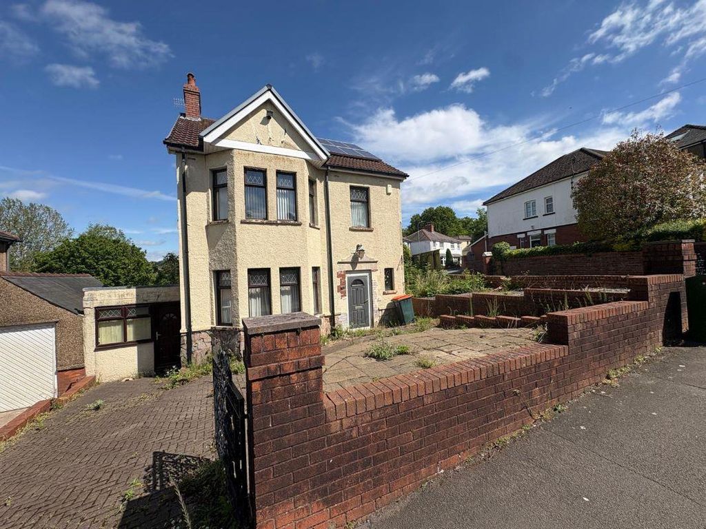 Property photo 1 of 18 2682722_Web_Medium.Jpg