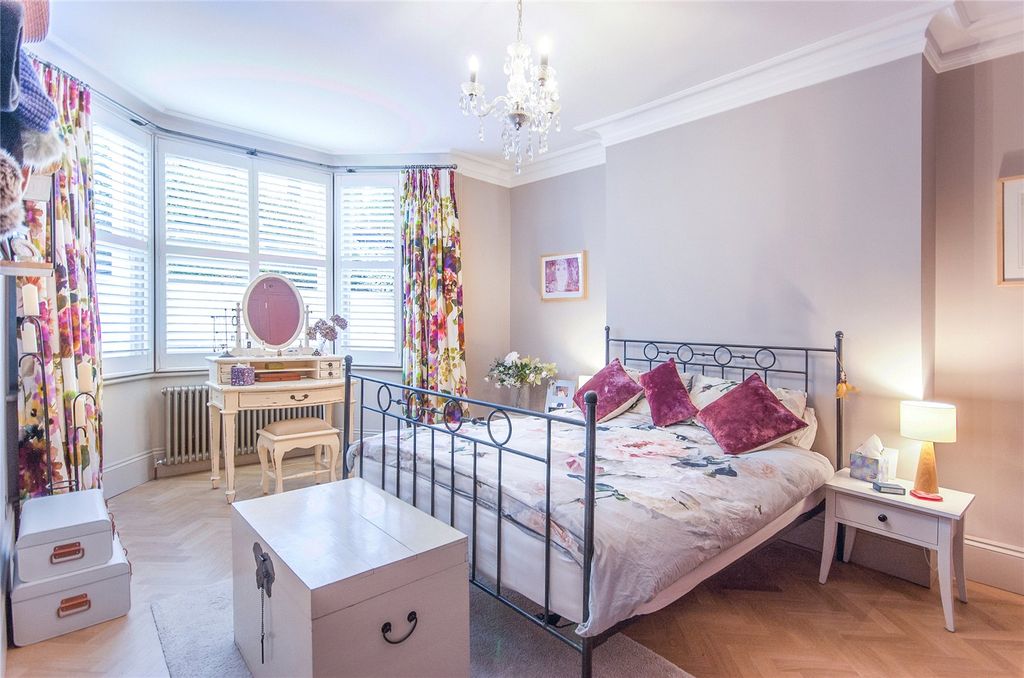 Property photo 2 of 15 Picture No. 83