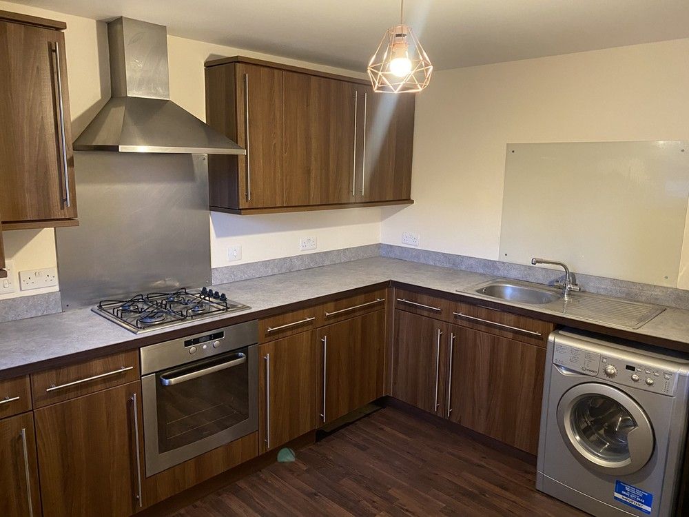 Property photo 2 of 3 20d Js 2
