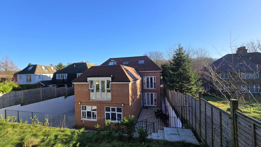 Property photo 2 of 4