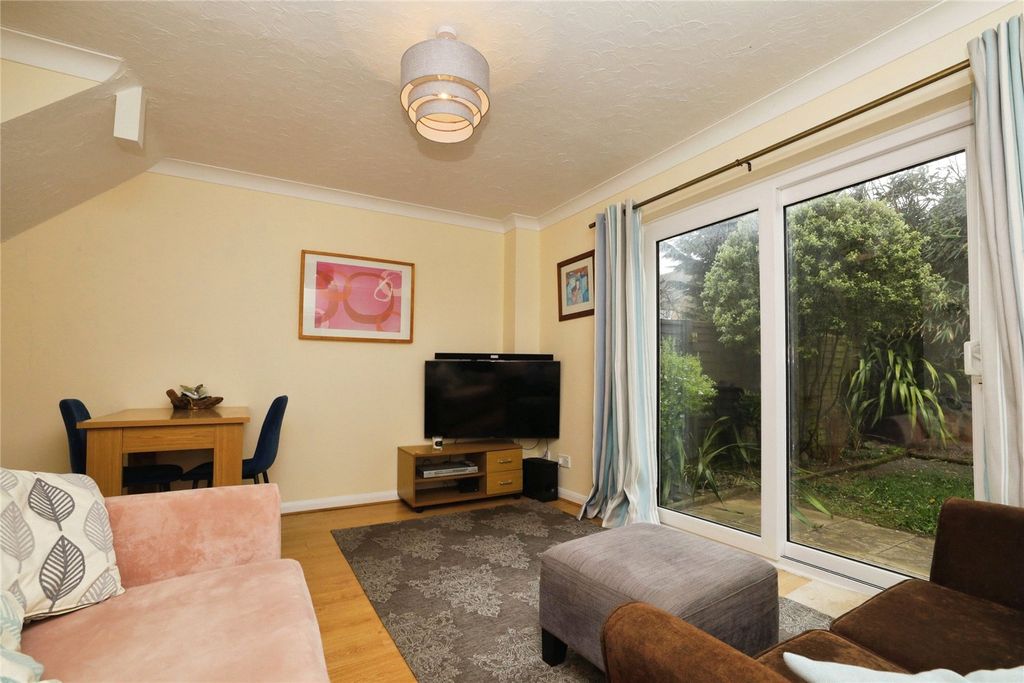 Property photo 3 of 14 Picture No. 05