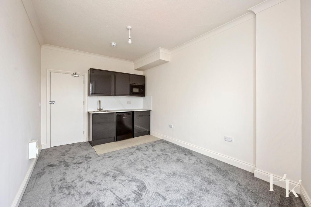 Property photo 2 of 9 Church Road, 154-012.Jpg