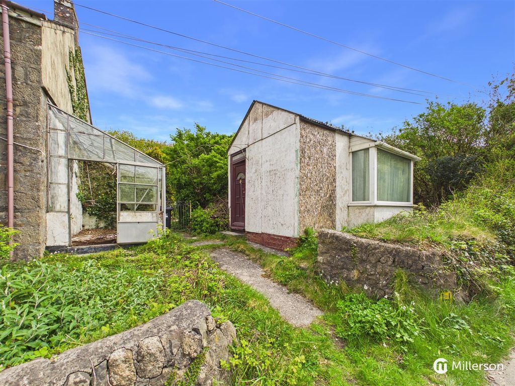 Property photo 3 of 19 Outbuilding