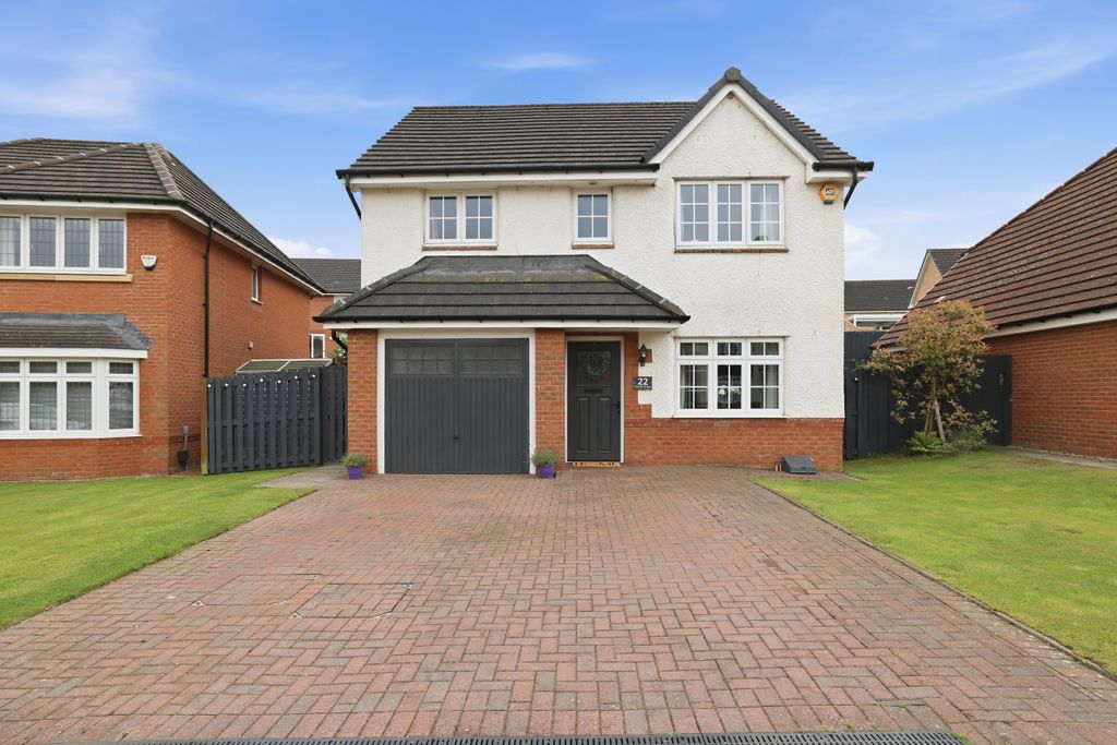 Property photo 1 of 42