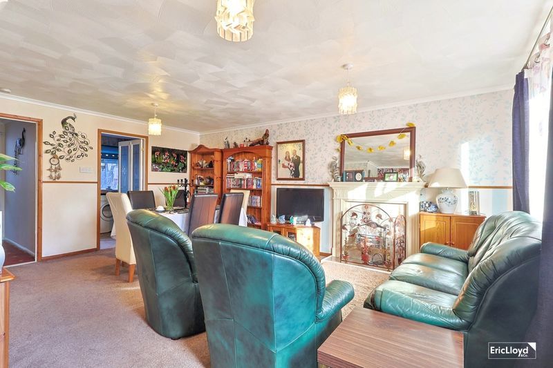 Property photo 3 of 12 Photo 1