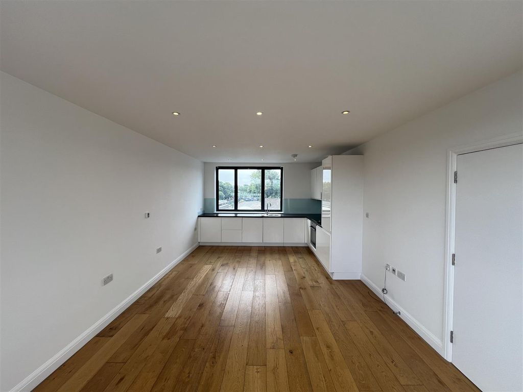 Property photo 3 of 9 Img_4745.Jpg