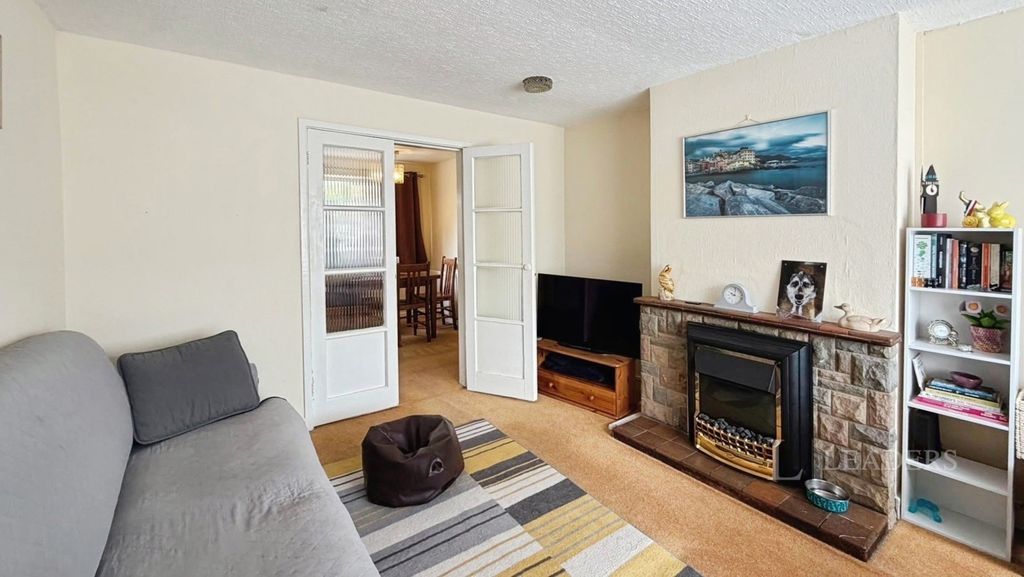 Property photo 2 of 16 Pbox-Img.Jpg