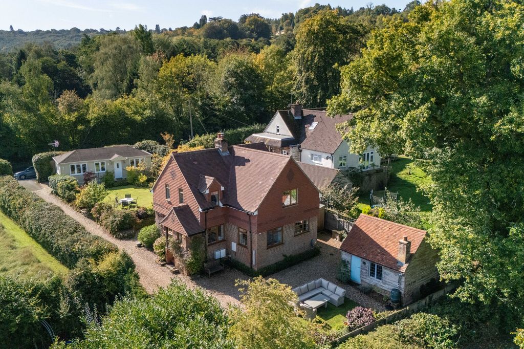 Property photo 1 of 34