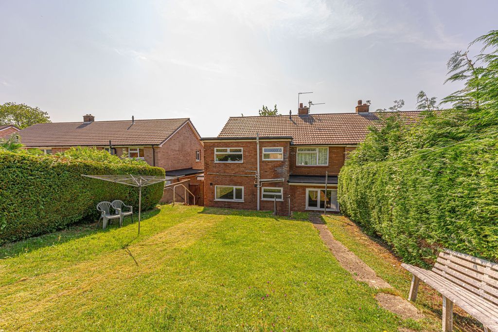 Property photo 2 of 23