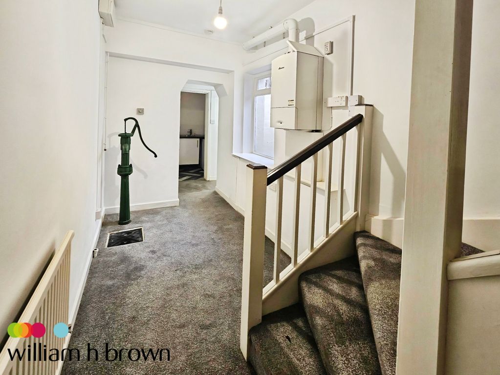 Property photo 2 of 13 Image