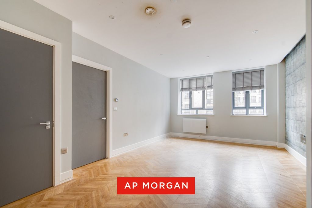 Property photo 2 of 7 Picture No. 06