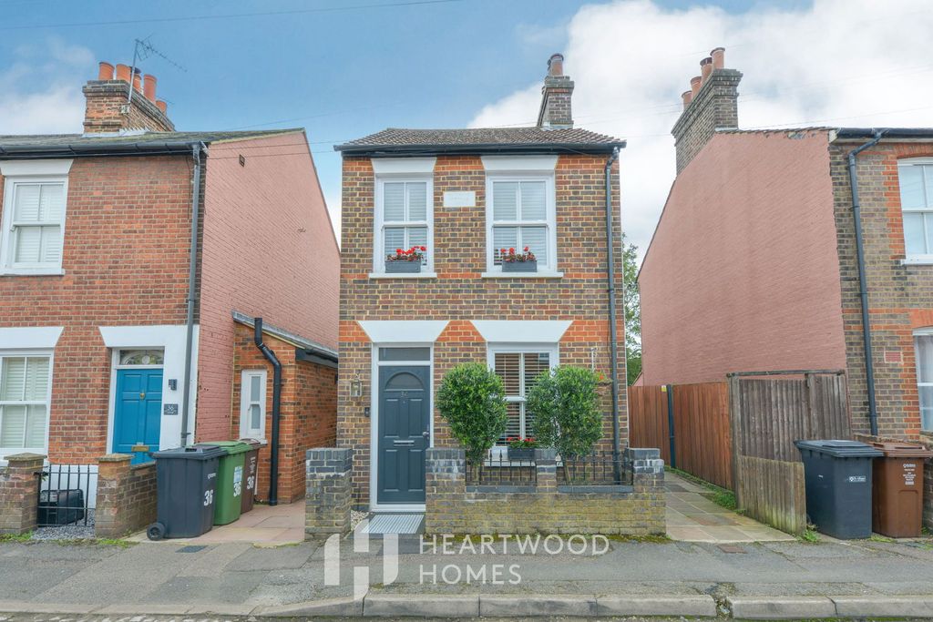 Property photo 1 of 18