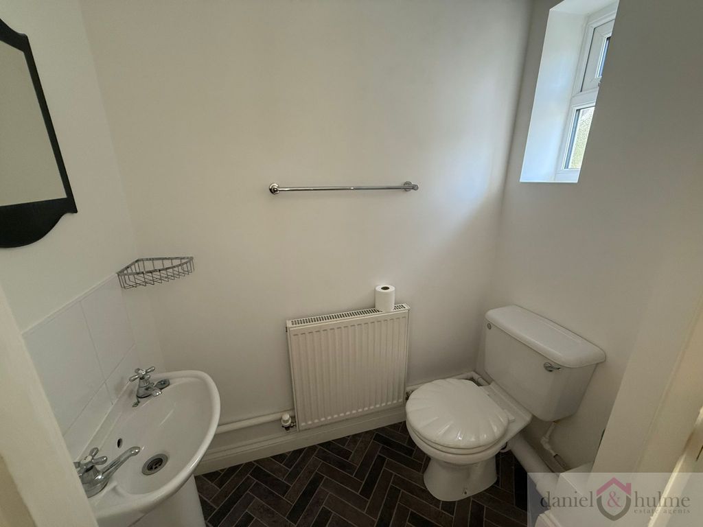 Property photo 3 of 28 2dcc91A6-42F2-43c8-Ae80-6364Eb1E75B6
