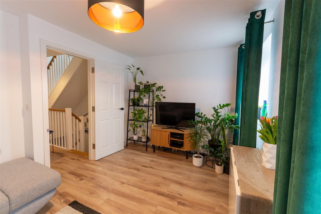 Property photo 3 of 22 Living Room (2).Jpg