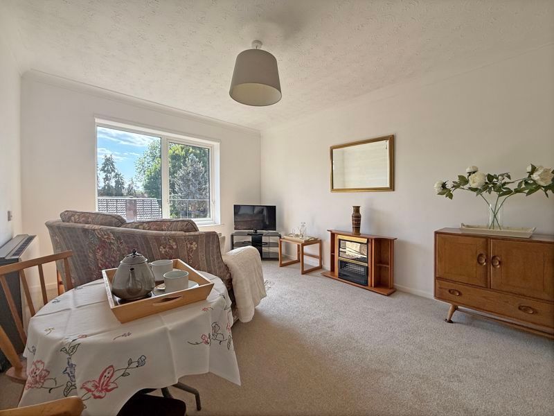 Property photo 3 of 12 Photo 16