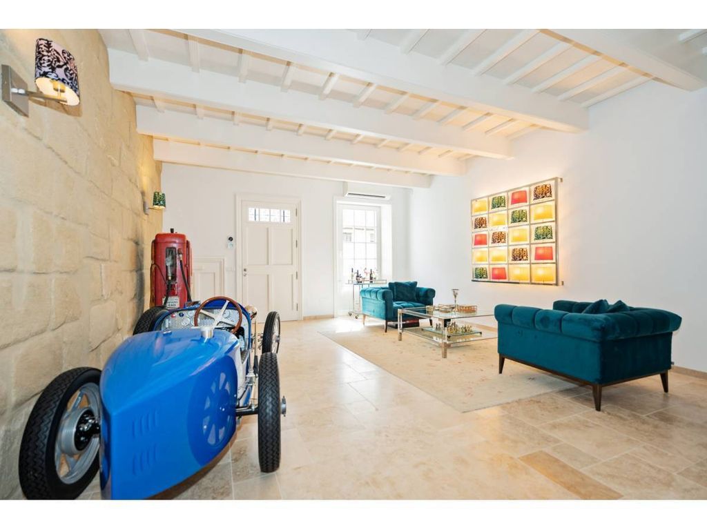 Property photo 3 of 30
