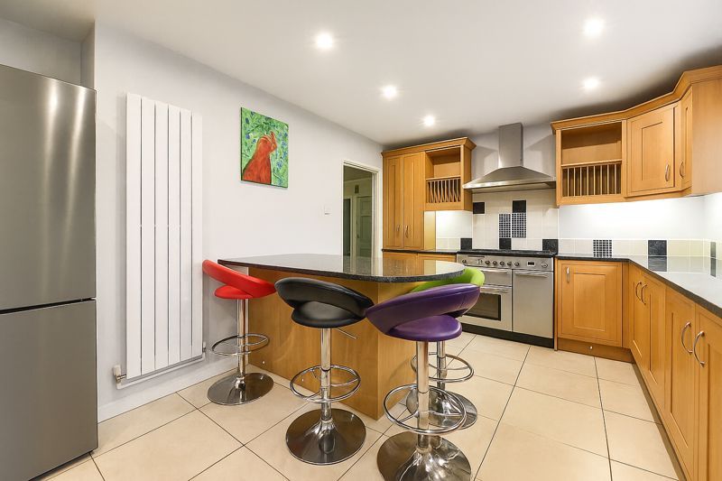 Property photo 2 of 14 Photo 14