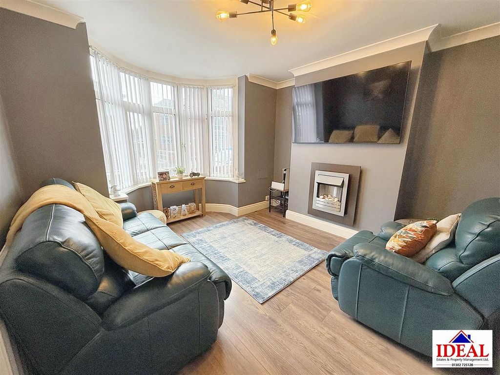 Property photo 2 of 15 Image00014.Jpg