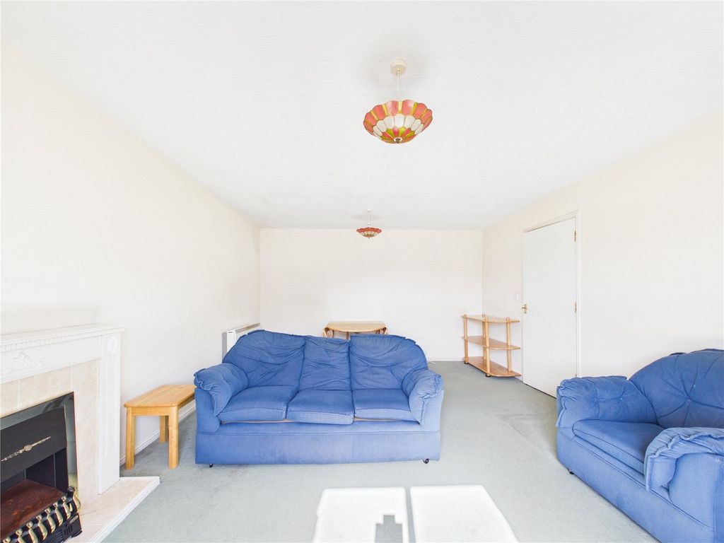 Property photo 2 of 17 Picture No. 03