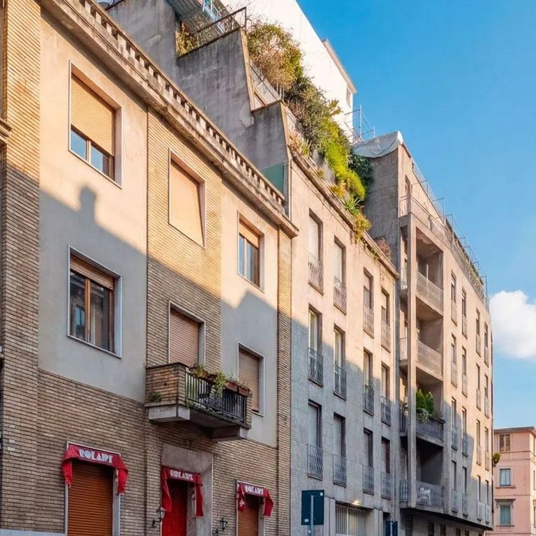 Property photo 1 of 17 Elegant Villa In Milano, Heart Of Lombardy