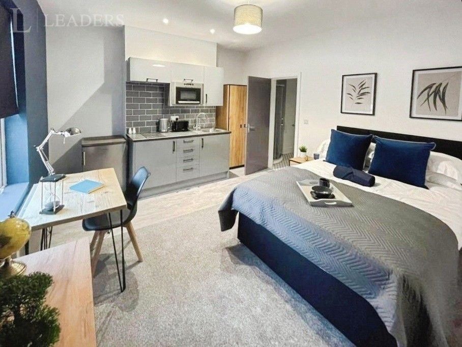 Property photo 3 of 6 Pbox-Img.Jpg