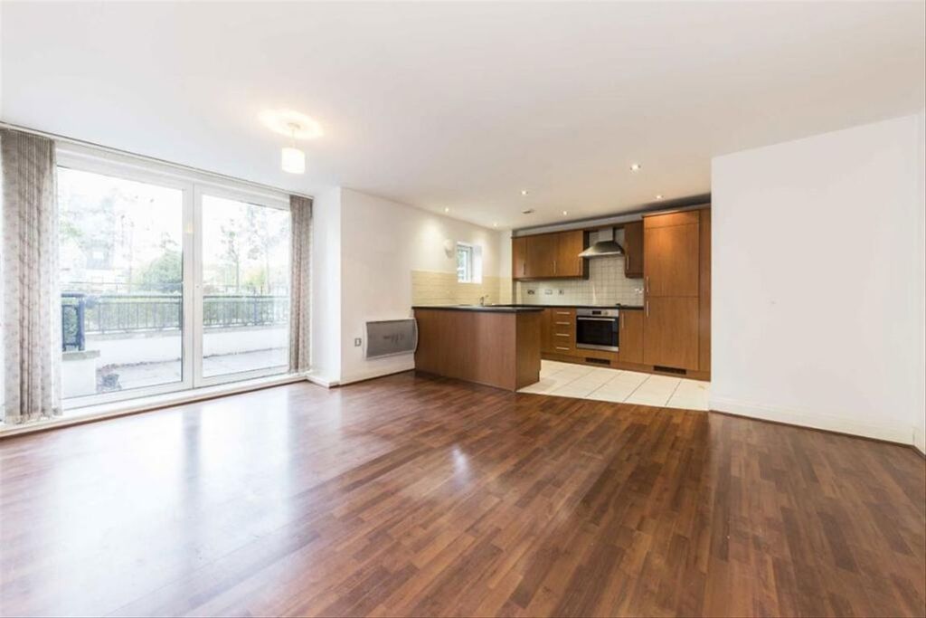 Property photo 2 of 5