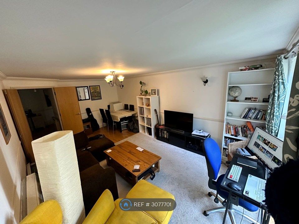 Property photo 2 of 8 Main Lounge Inside