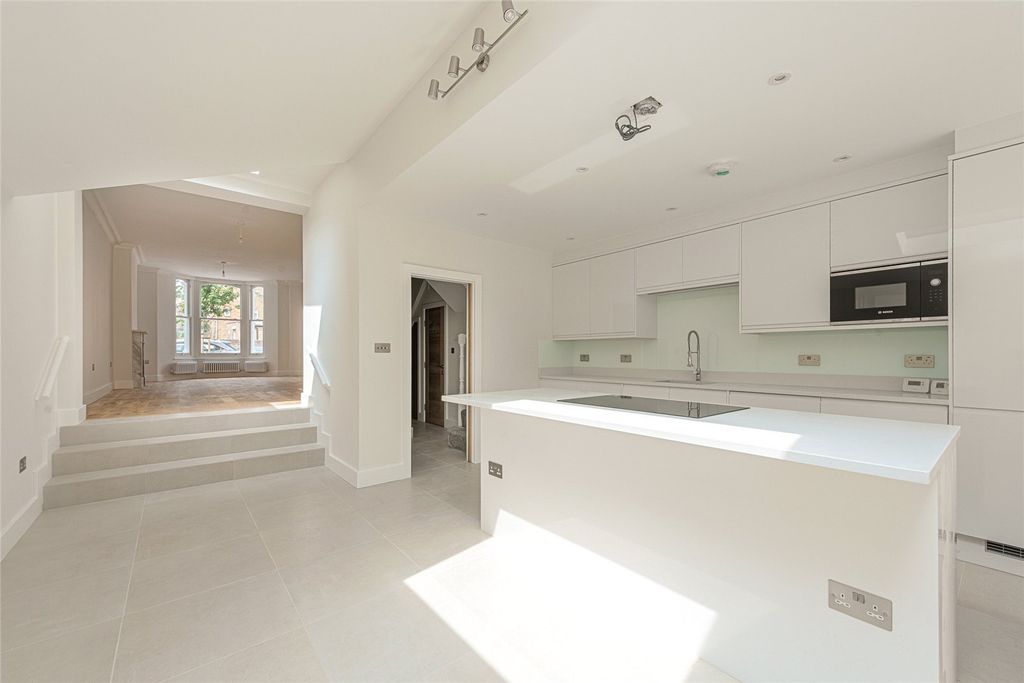 Property photo 3 of 14 Picture No. 03