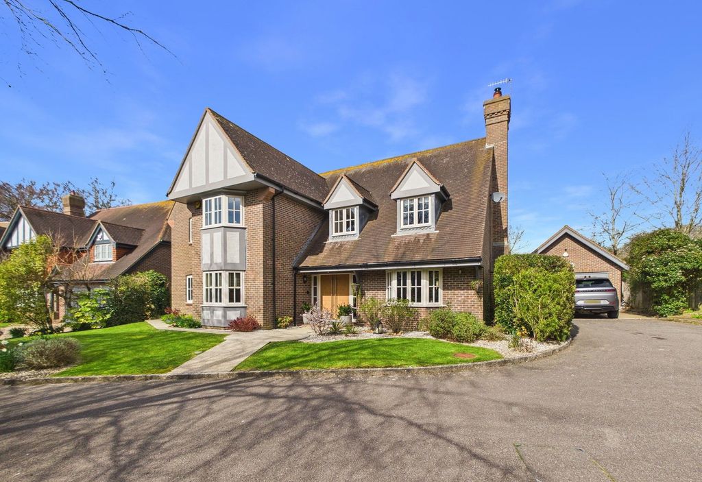 Property photo 1 of 37