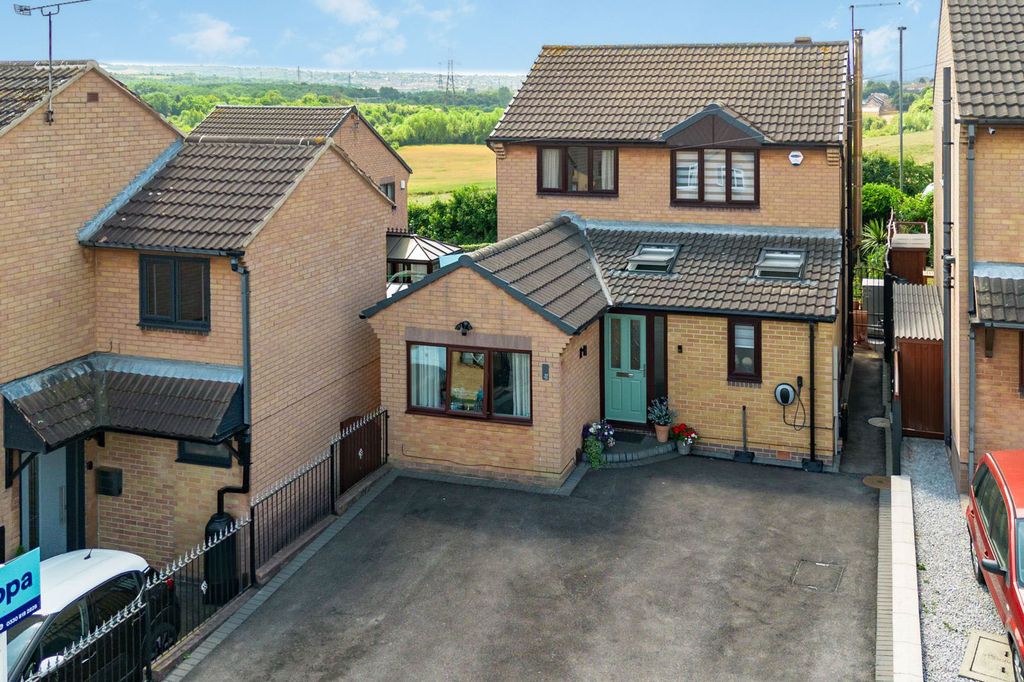 Property photo 1 of 24 Tlc_Fd701E50-39c7-4795-Ae0c-B2956B0Da5c1_d86Ade1