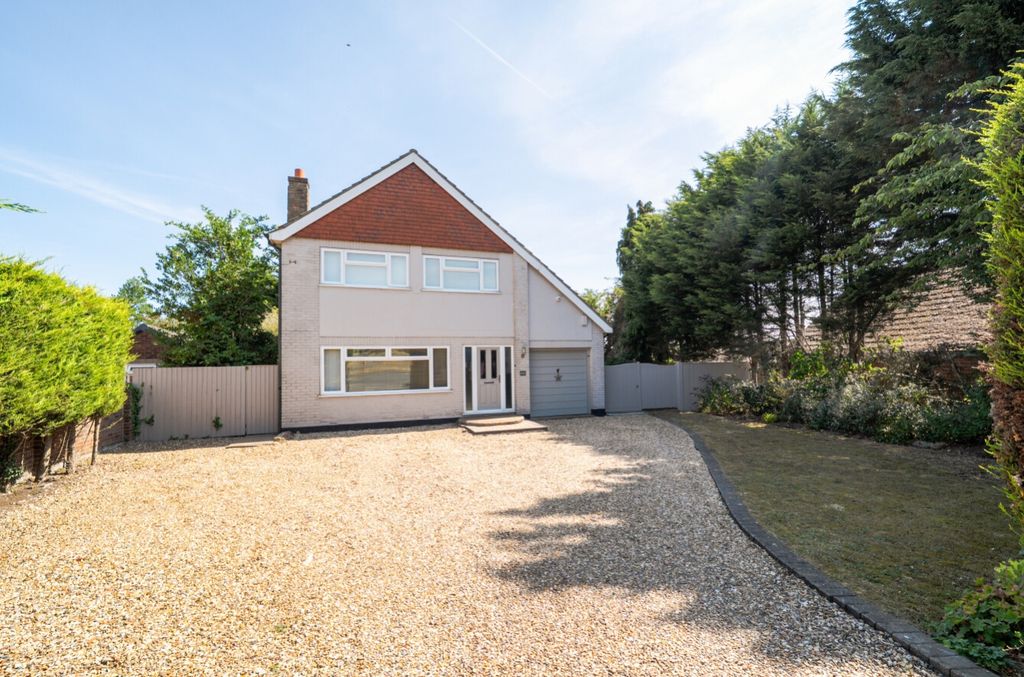 Property photo 1 of 28 1496613-22-6A63cc576B1B3