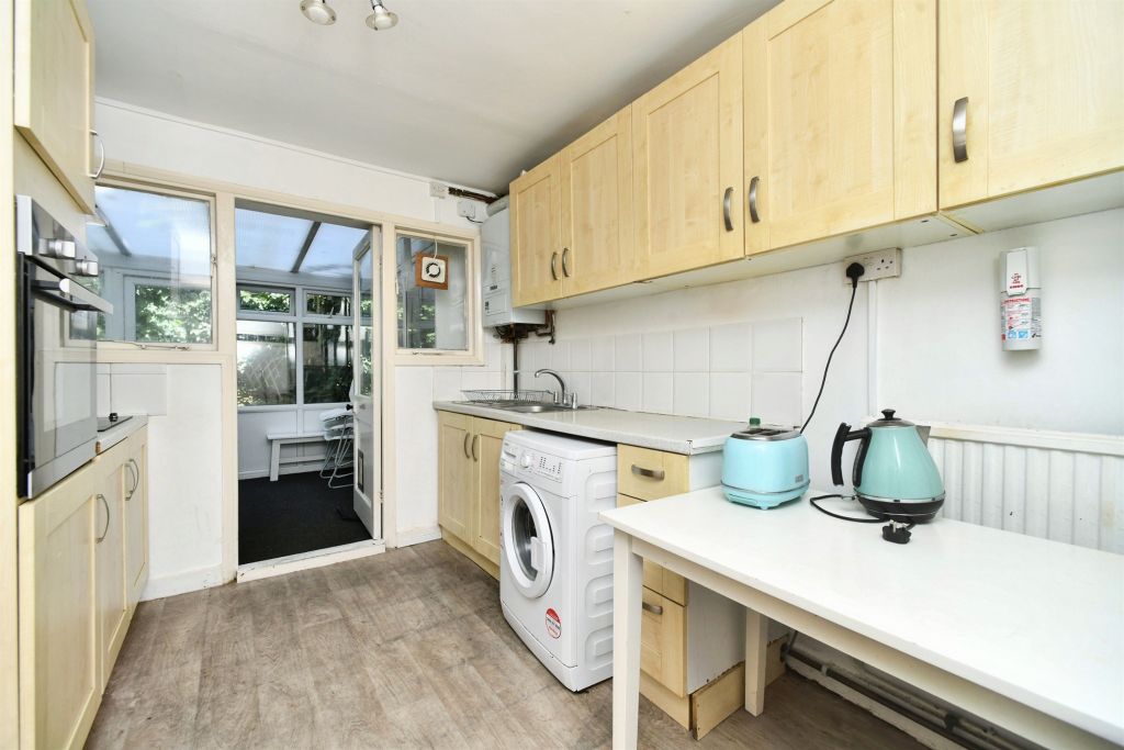 Property photo 3 of 18