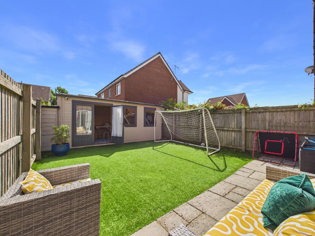 Property photo 2 of 21 5207283