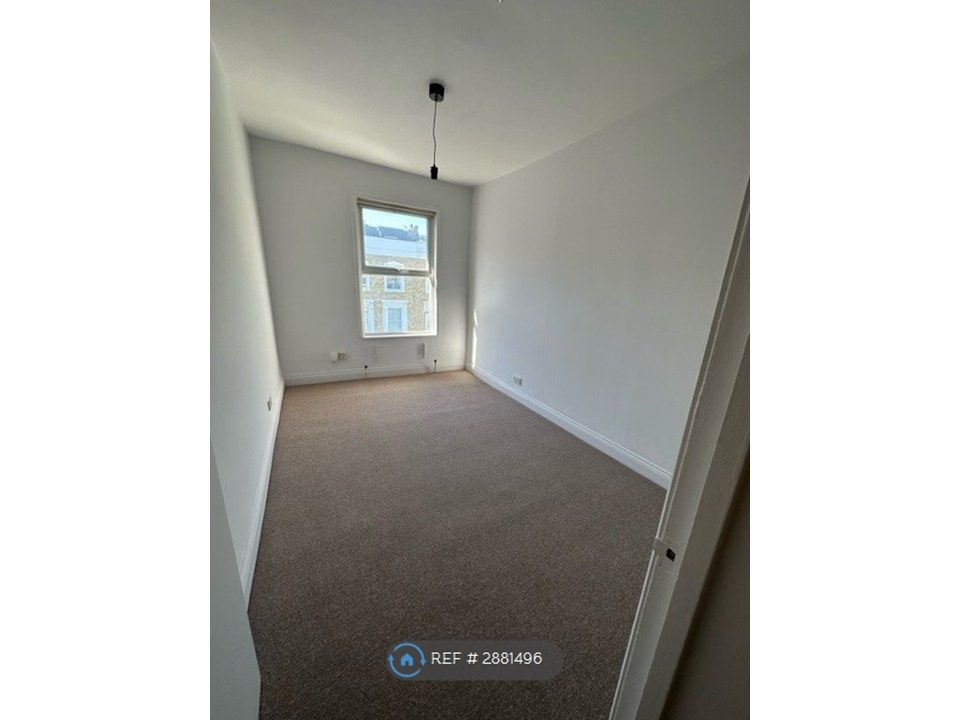 Property photo 2 of 6 Bedroom A