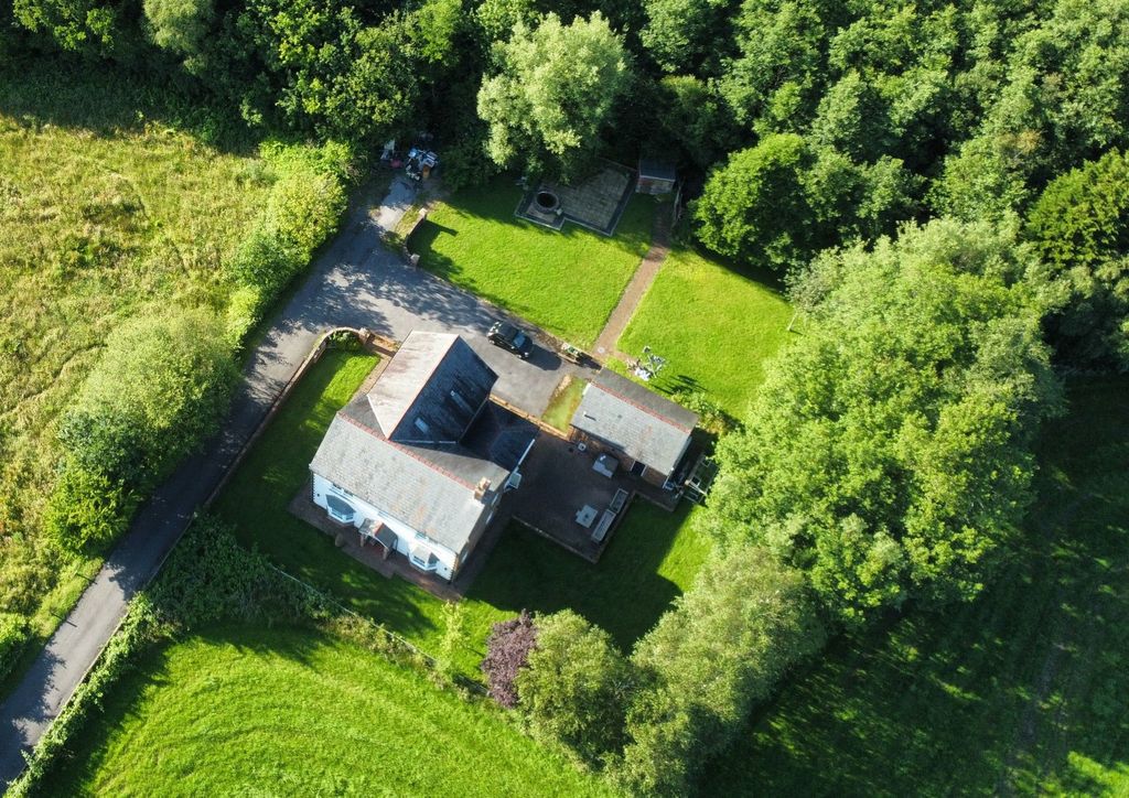 Property photo 1 of 37