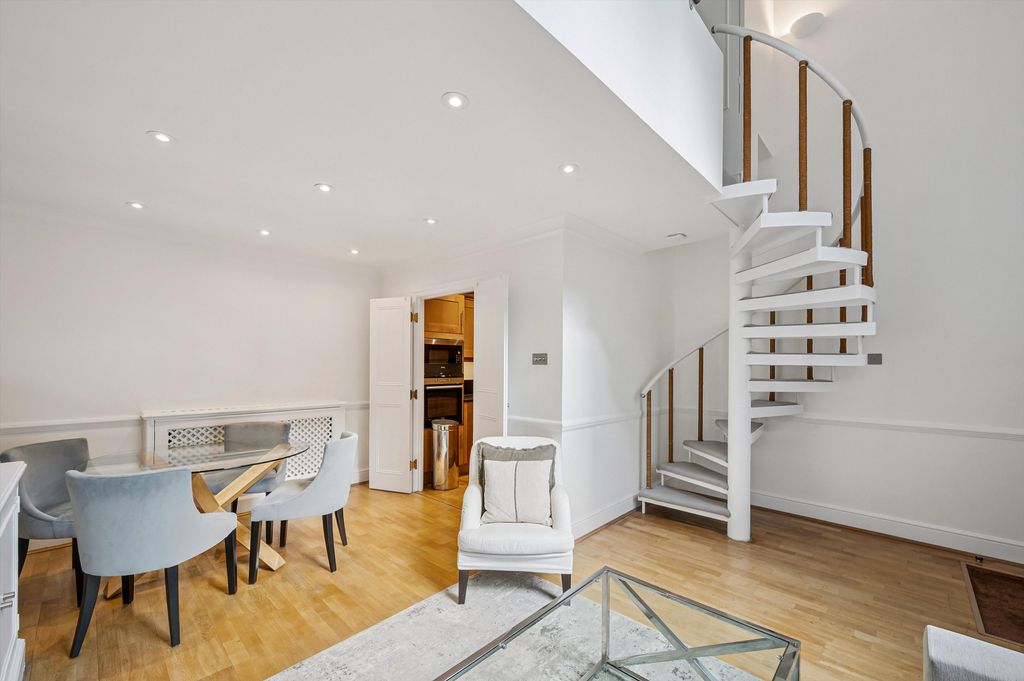 Property photo 2 of 9 Image