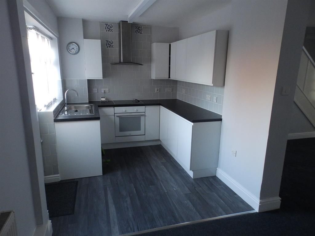 Property photo 3 of 9