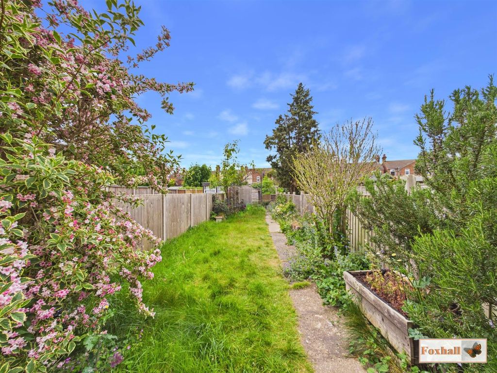 Property photo 2 of 18 Rear Garden
