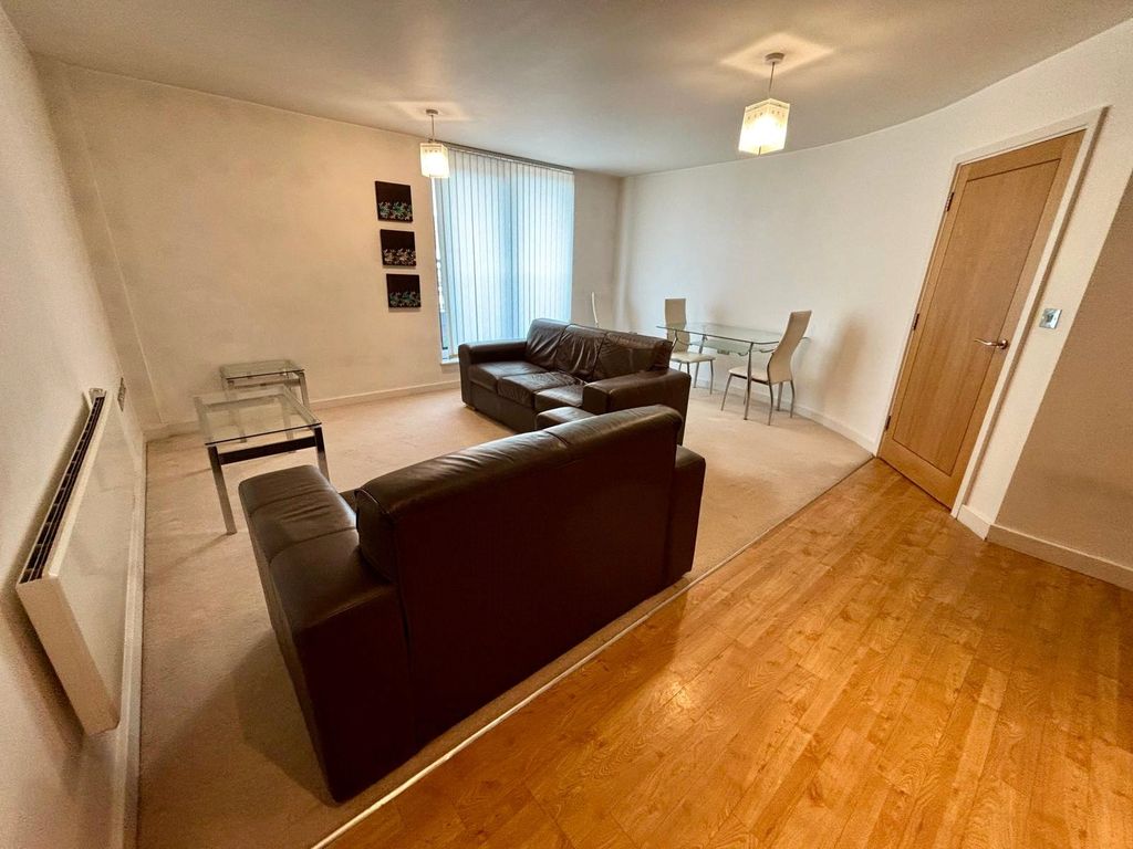 Property photo 2 of 9 Picture No. 23