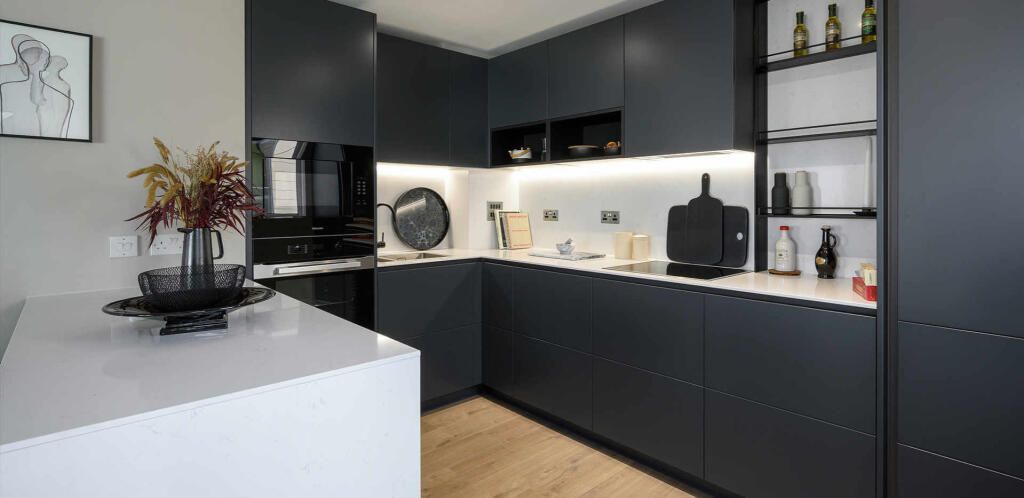 Property photo 3 of 10 82293_386_Img_06_0000.Jpeg