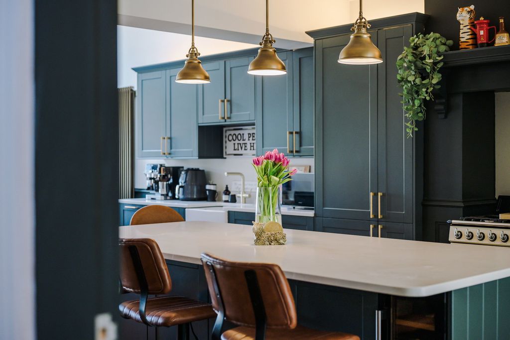 Property photo 2 of 35