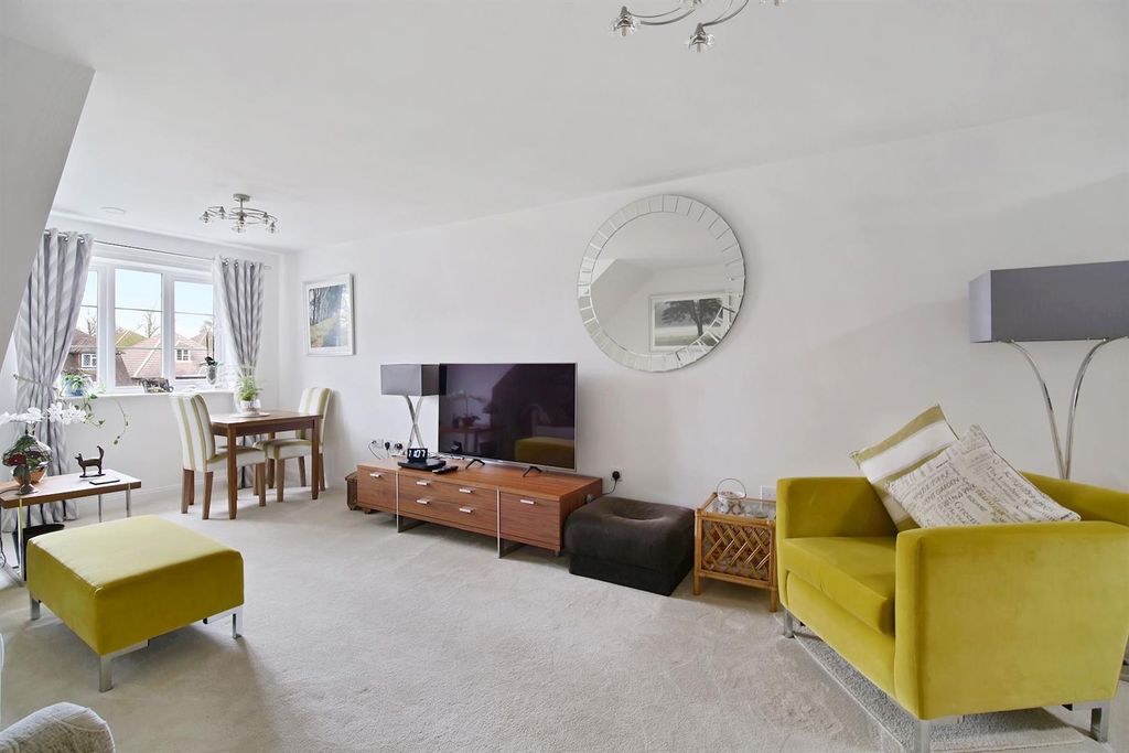 Property photo 1 of 10 04-Fa52P4151473 (1)-Medium.Jpg