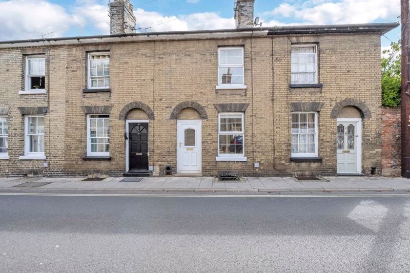 Property photo 1 of 10 Front