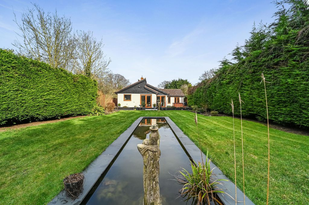 Property photo 1 of 25 Pt-TV(Box)-Thenightingales-25