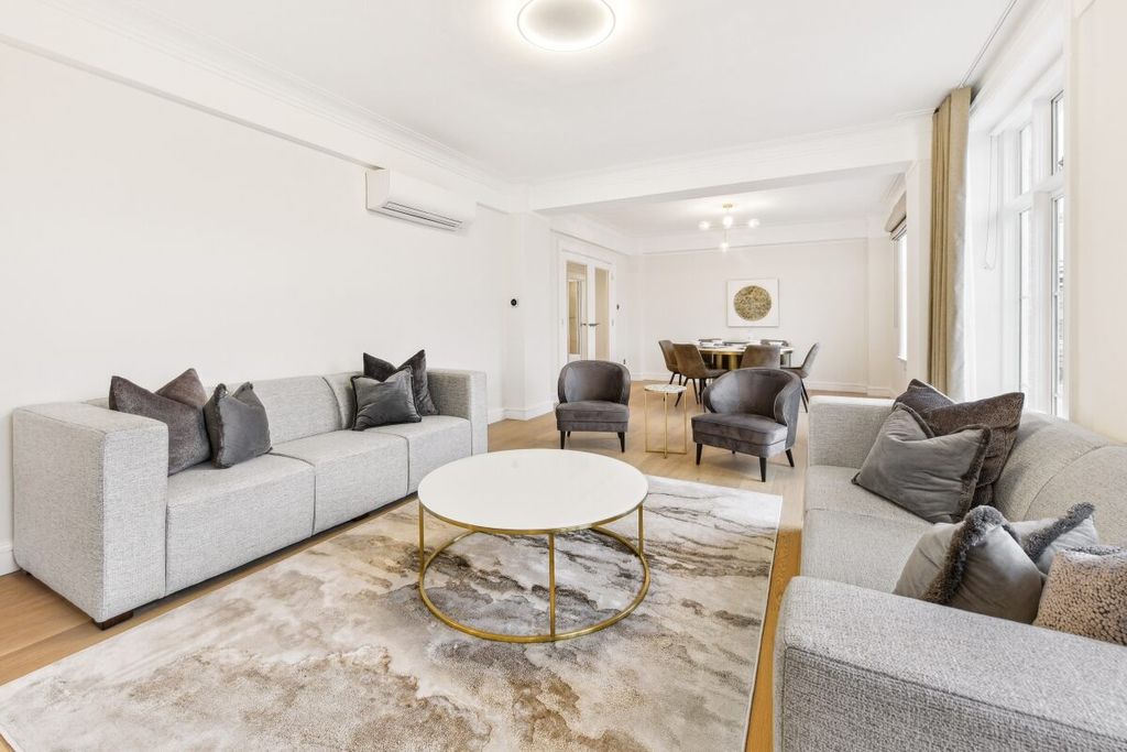 Property photo 1 of 12 Jll