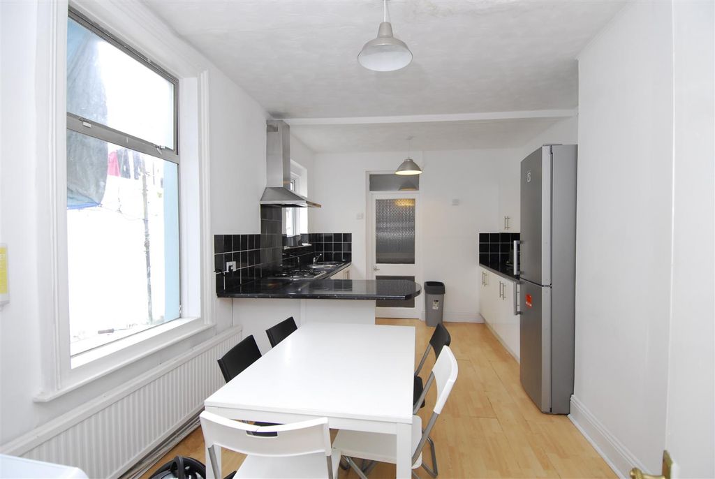 Property photo 1 of 10 49Beaumontrd003.Jpg