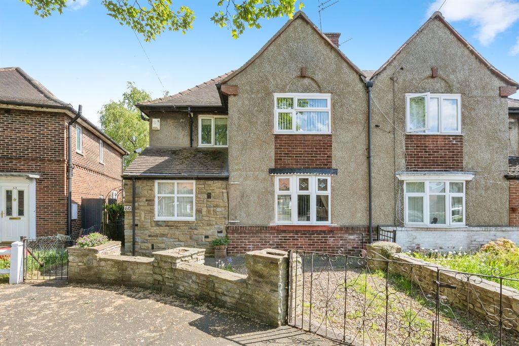 Property photo 1 of 17